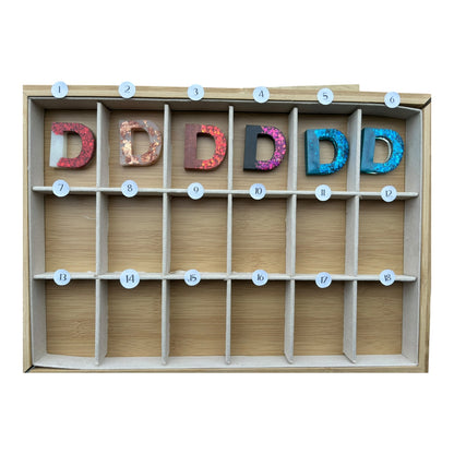 Letter D - Naam / letter sleutelhanger, magneet of kerstboomhanger