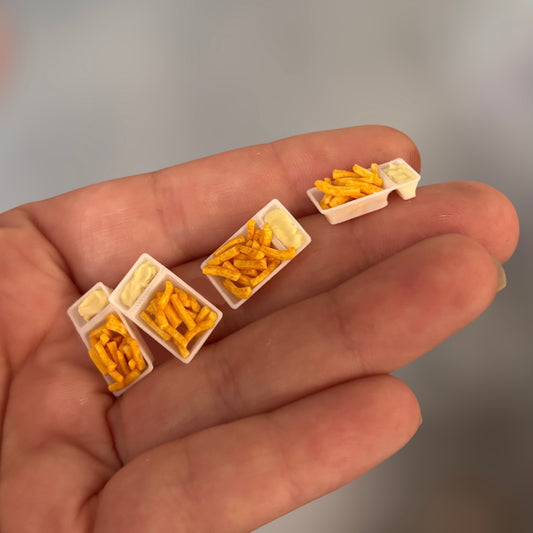 1:12 Bakje patat / friet met mayonaise - Handgemaakt - Poppenhuis