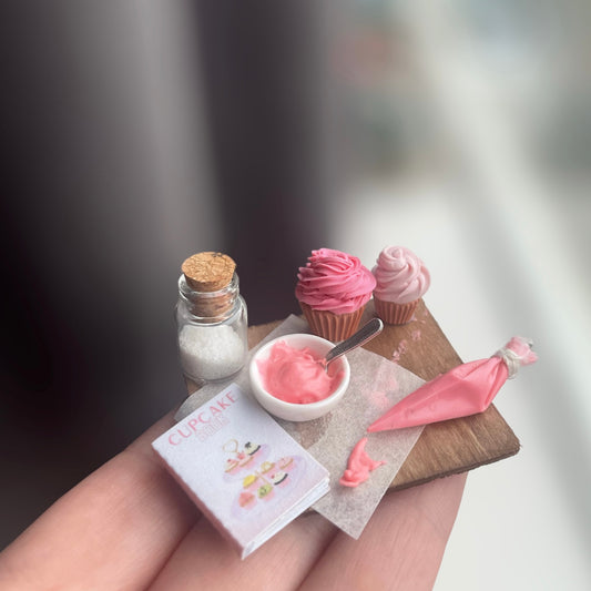 1:12 Plankje cupcakes maken - Handgemaakt - Poppenhuis