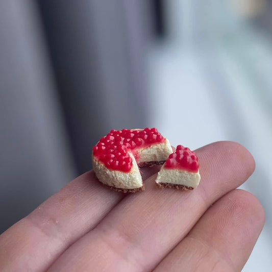 1:12 Cheesecake rood fruit - Handgemaakt - Poppenhuis