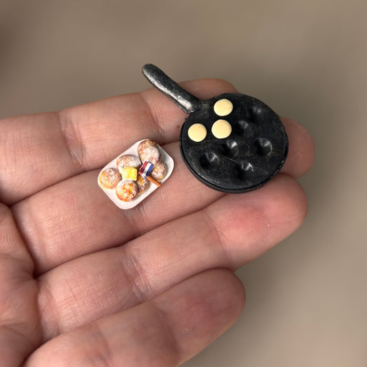 1:12 Hollandse poffertjes en poffertjespan - Handgemaakt - Poppenhuis