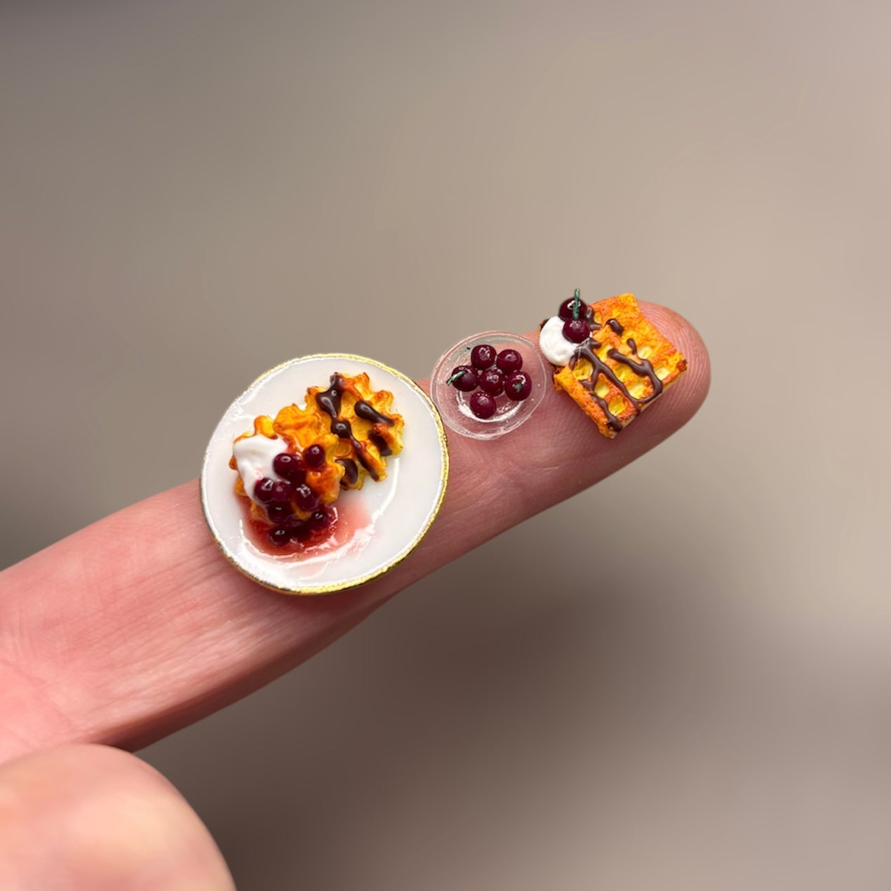 1:12 Wafels en kersen - 3 verschillende soorten - Handgemaakt - Poppenhuis