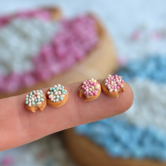 1:12 Beschuit met muisjes - Per 2 stuks - Handgemaakt - Poppenhuis