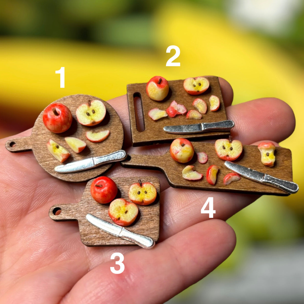 1:12 Plankje met appels schillen